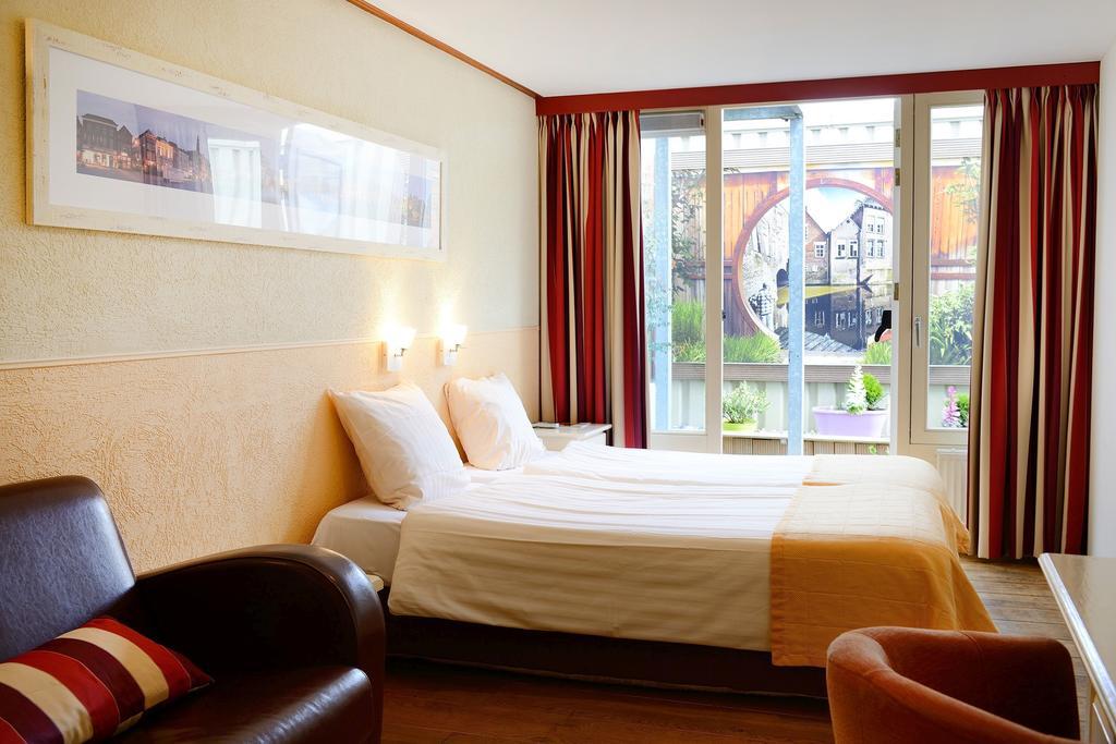 Hotel Jo Van Den Bosch 's-Hertogenbosch  Room photo